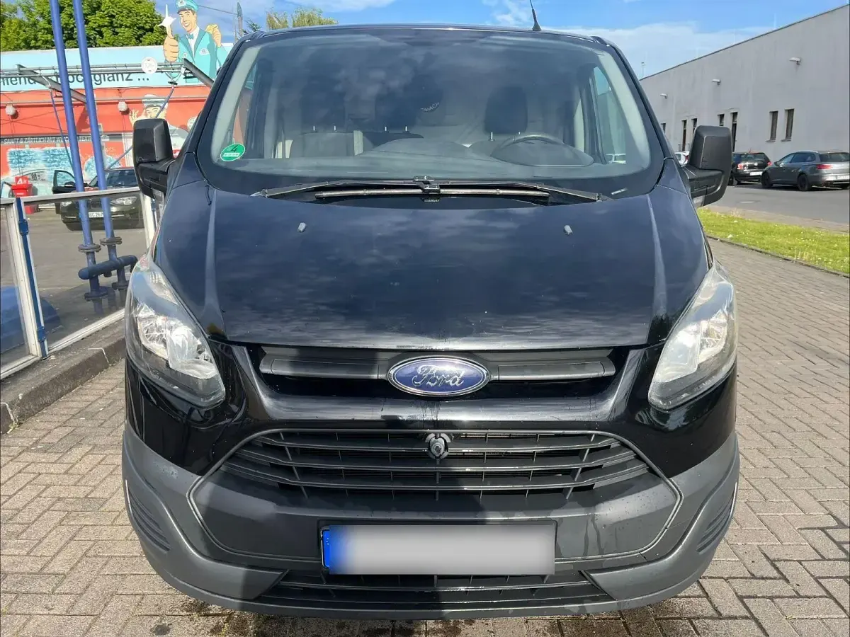 Używany Ford Transit 101 KM (74 kW) 2013 Czarny Minivan