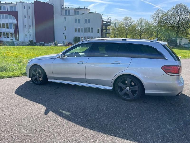 Gebraucht Mercedes E500 AMG 408 PS (300 kW) 2013 Silber Kombi