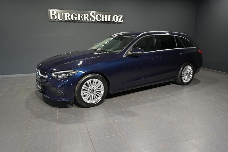 Cavansitblau metallic Gebraucht 2022 Mercedes C200 Avantgarde Kombi | 23.180 € (Fairer Preis) - Bild 1/4