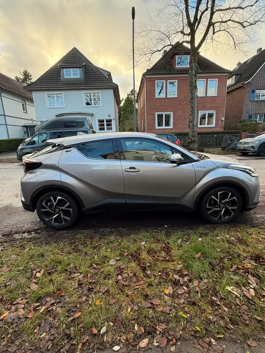 Gebraucht Toyota C-HR Team 152 PS (111 kW) 2020 Grau SUV