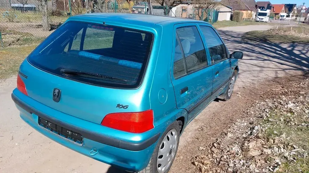 Gebraucht Peugeot 106 88 PS (64 kW) 1996 Blau Kleinwagen