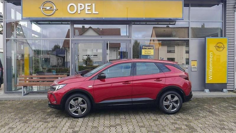 Gebraucht Opel Grandland X 131 PS (96 kW) 2024 Rot SUV
