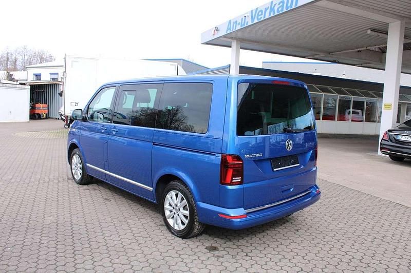 Gebraucht VW Multivan 204 PS (150 kW) 2021 Ravennablau Van