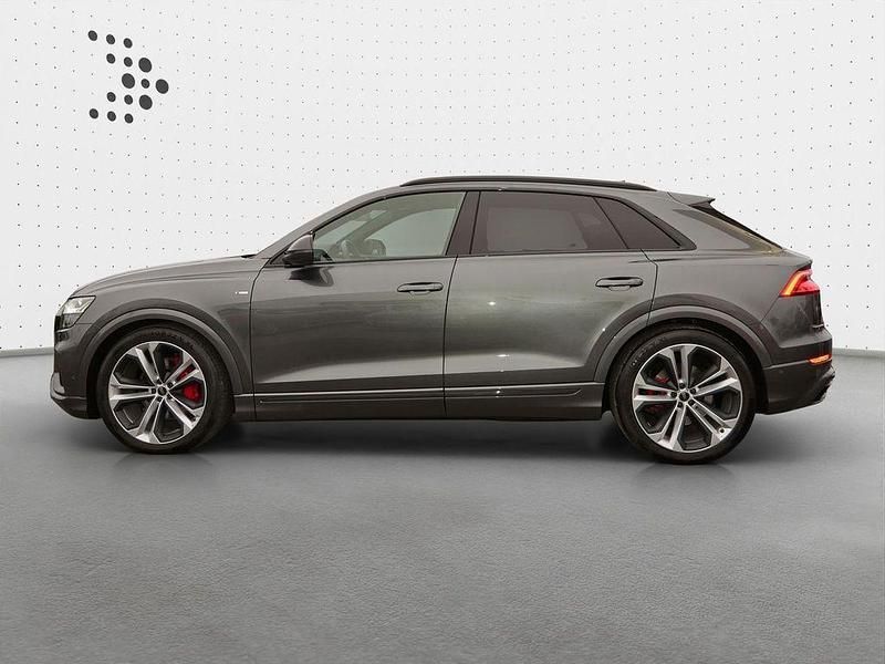 Gebraucht Audi Q8 S-Line 286 PS (210 kW) 2022 Daytonagrau perleffekt SUV
