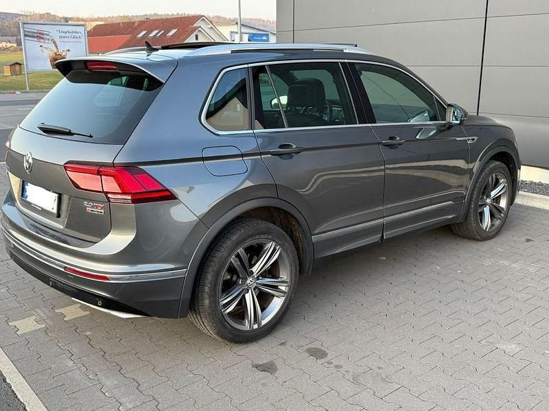 Gebraucht VW Tiguan Highline 239 PS (175 kW) 2017 Grau SUV