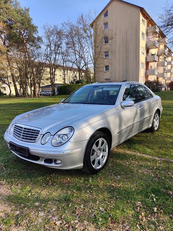 Gebraucht Mercedes E280 231 PS (169 kW) 2005 Silber Limousine
