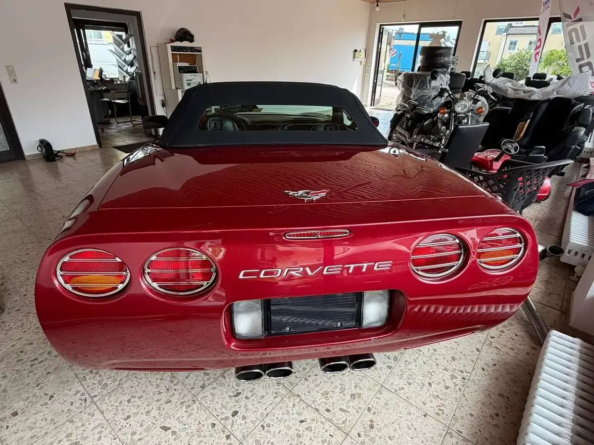 Gebraucht Corvette C5 344 PS (253 kW) 2002 Rot Cabrio