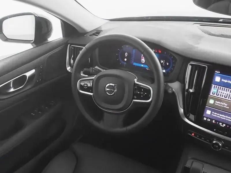 Occasion Volvo V60 Plus 197 ch (144 kW) 2025 Noir Break