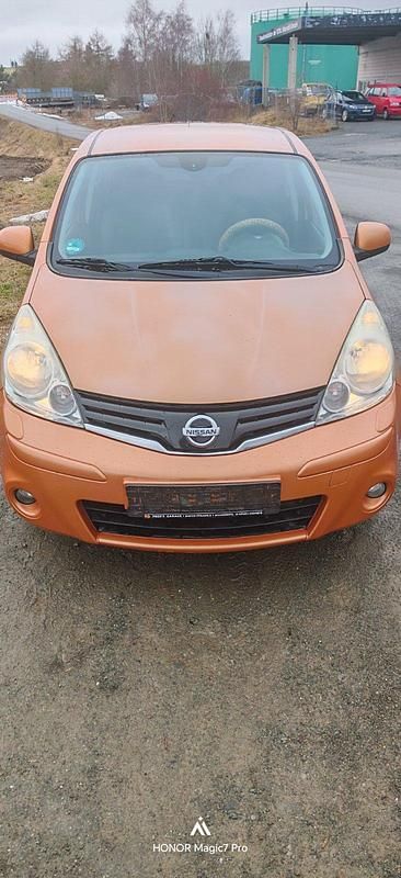 Gebraucht Nissan Note 110 PS (80 kW) 2009 Gold Kleinwagen