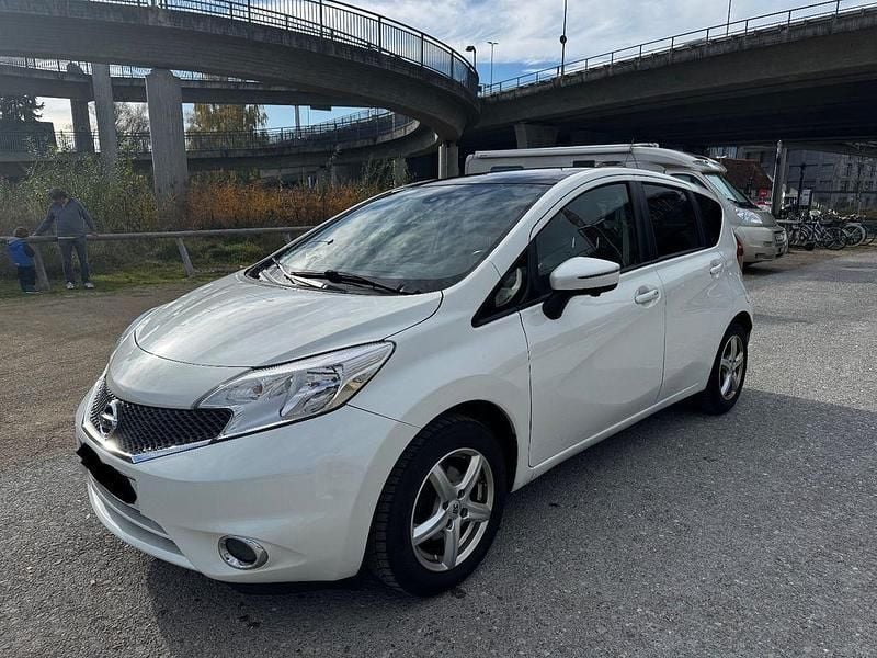 Weiß Gebraucht 2014 Nissan Note 360º Limousine | 3.900 € (Superpreis) - Bild 1/4