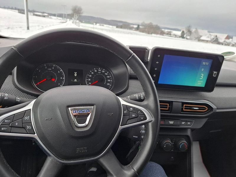 Gebraucht Dacia Sandero Stepway 101 PS (74 kW) 2021 Grau SUV