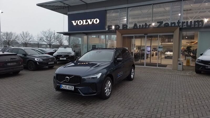 Blau Gebraucht 2025 Volvo XC60 Plus SUV | 54.900 € (Superpreis) - Bild 1/4