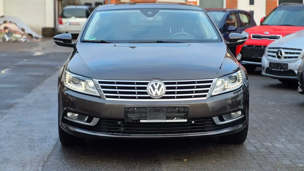 Używany VW Passat Exclusive 170 KM (125 kW) 2012 Brązowy Sedan/Limuzyna