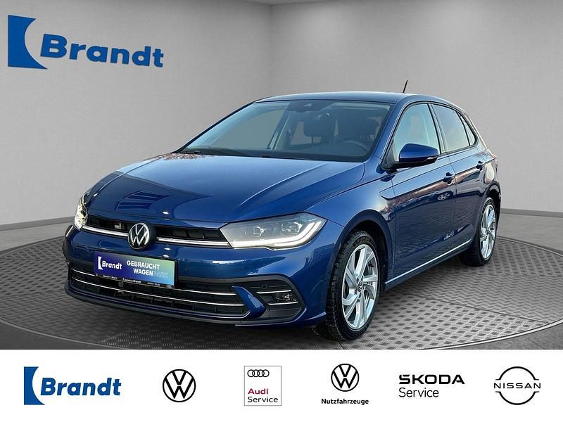 Reef blue metallic (metallic) Gebraucht 2024 VW Polo Style Kleinwagen | 21.790 € (Fairer Preis) - Bild 1/3