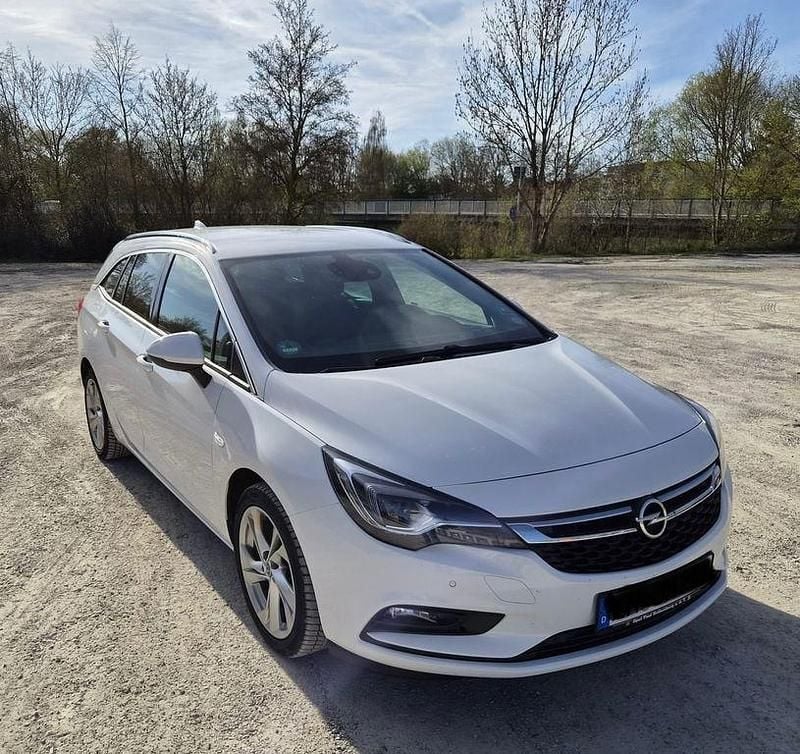 Gebraucht Opel Astra Innovation 160 PS (117 kW) 2018 Weiß Kombi