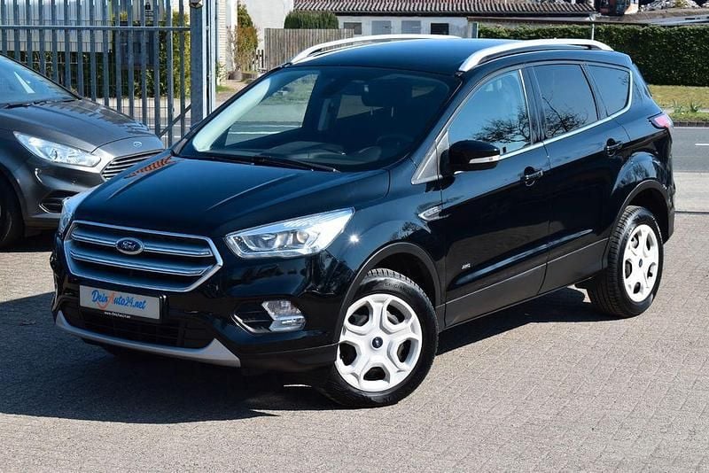 Gebraucht Ford Kuga Cool & Connect 179 PS (131 kW) 2018 Schwarz SUV