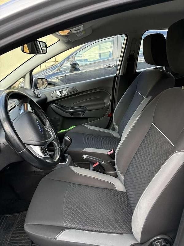 Gebraucht Ford Fiesta Trend 82 PS (60 kW) 2015 Kleinwagen