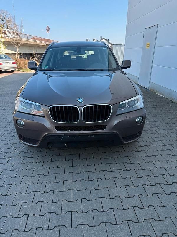 Gebraucht BMW X3 184 PS (135 kW) 2012 Braun SUV