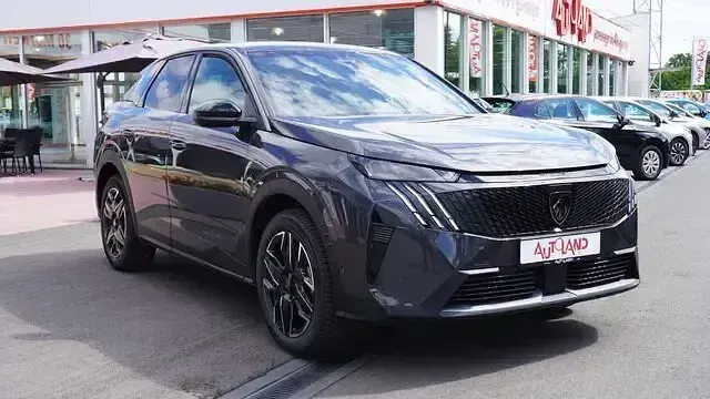 Neu Peugeot 3008 145 PS (106 kW) 2026 Grau SUV