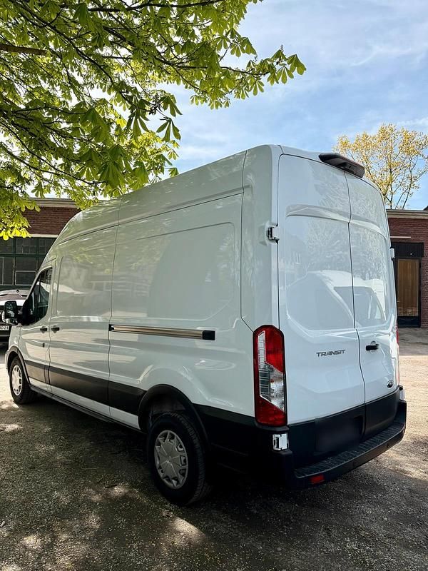 Gebraucht Ford Transit 190 PS (139 kW) 2022 Weiß Van / Kleinbus