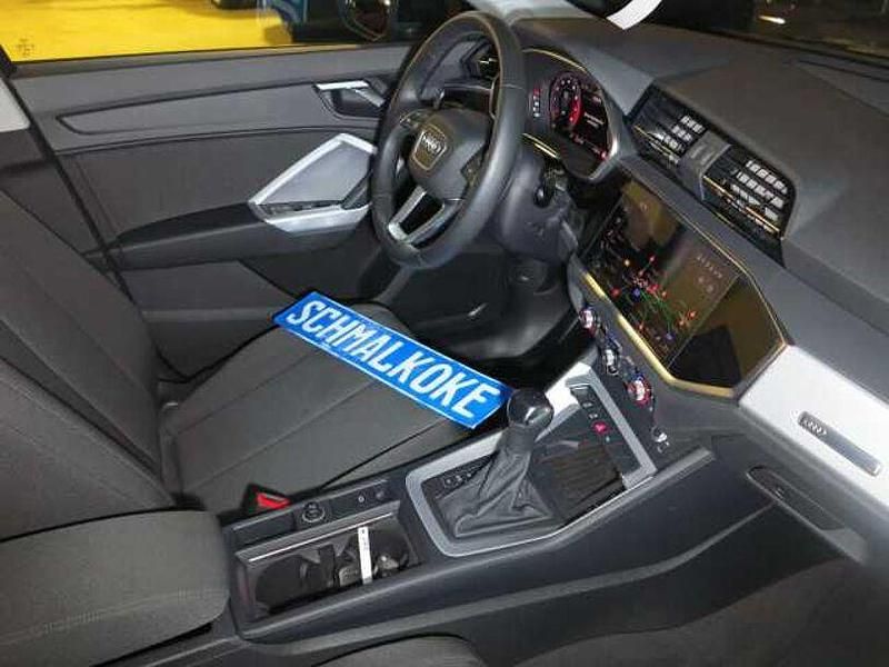 Gebraucht Audi Q3 S-Line 150 PS (110 kW) 2024 Schwarz SUV