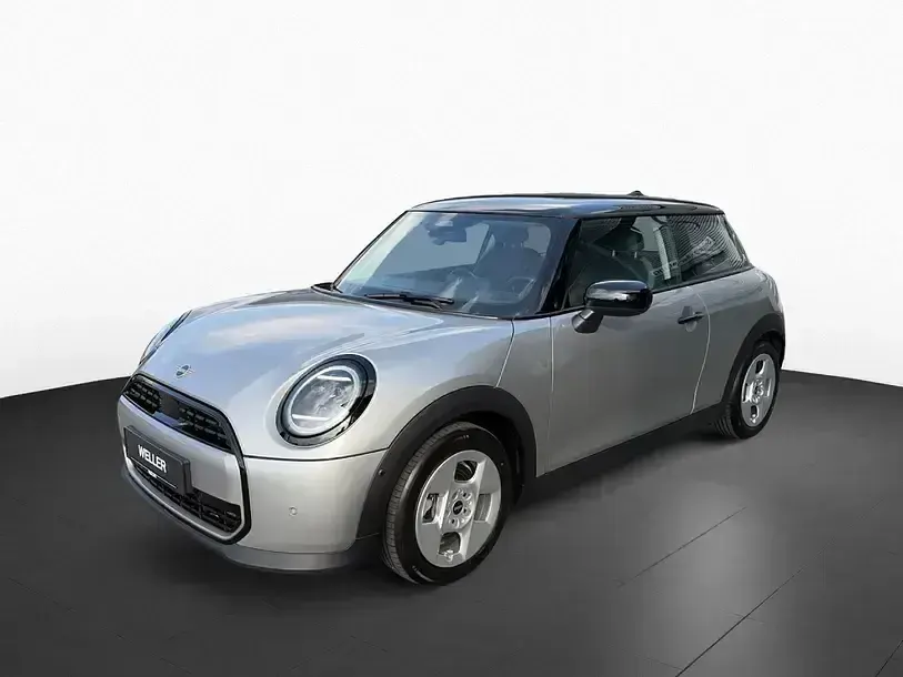 Używany Mini Cooper 156 KM (114 kW) 2024 Srebrny Hatchback