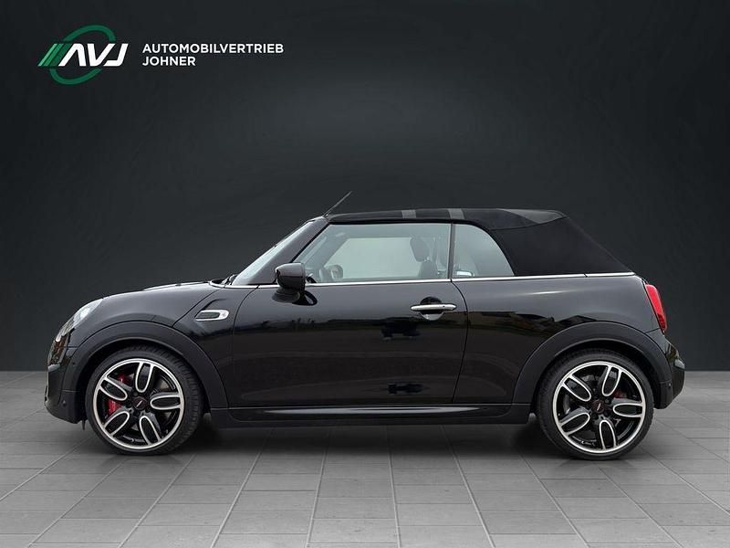 Gebraucht Mini John Cooper Works Cabriolet Chili 231 PS (169 kW) 2019 Midnight black Cabrio