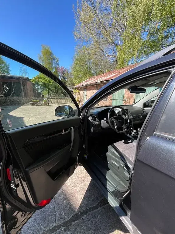 Gebraucht Chevrolet Captiva 163 PS (119 kW) 2012 Schwarz SUV