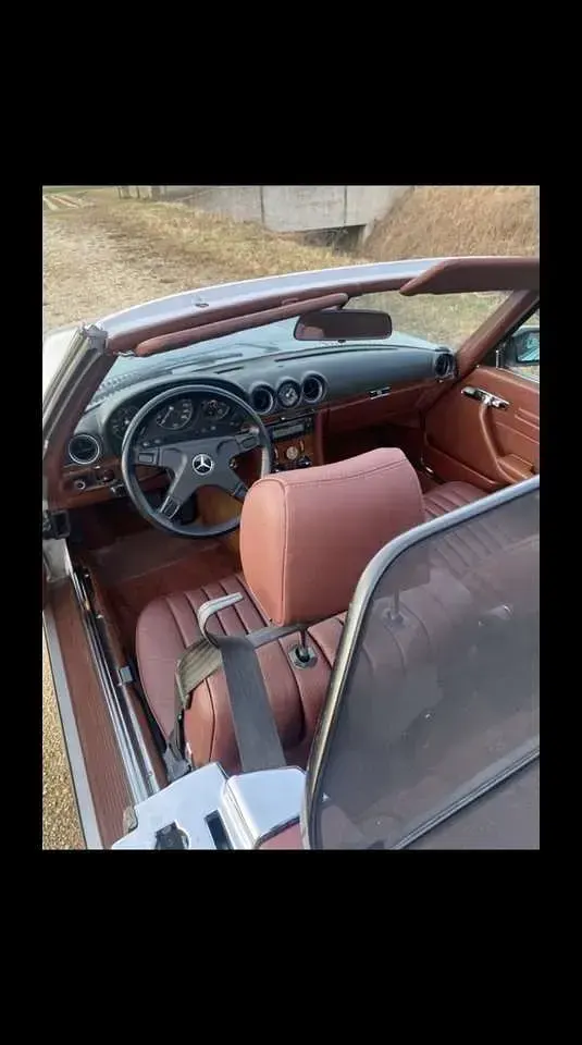 Gebraucht Mercedes SL500 314 PS (230 kW) 1983 Silber Cabrio
