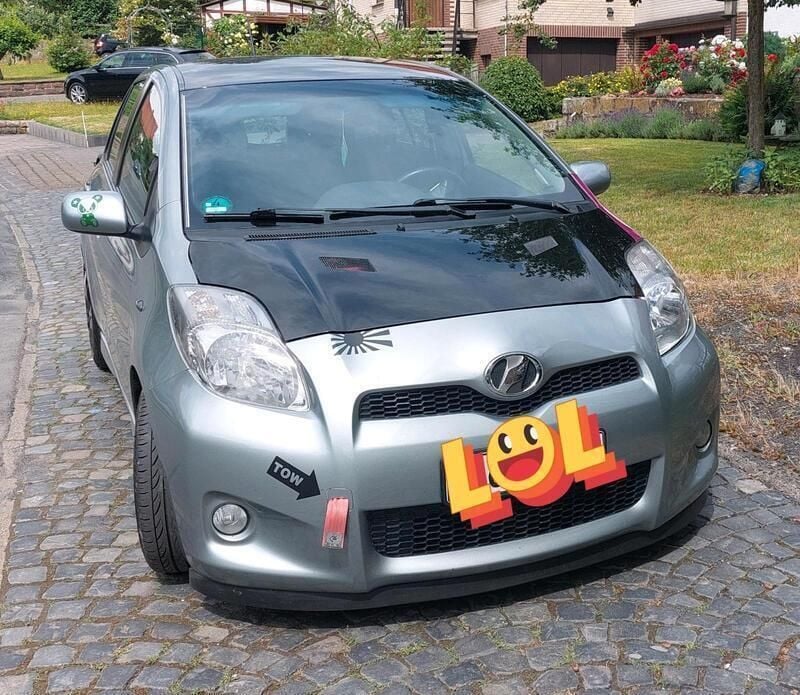 Andere außenfarben Gebraucht 2008 Toyota Yaris Sport Kleinwagen | 3.099 € (Fairer Preis) - Bild 1/4