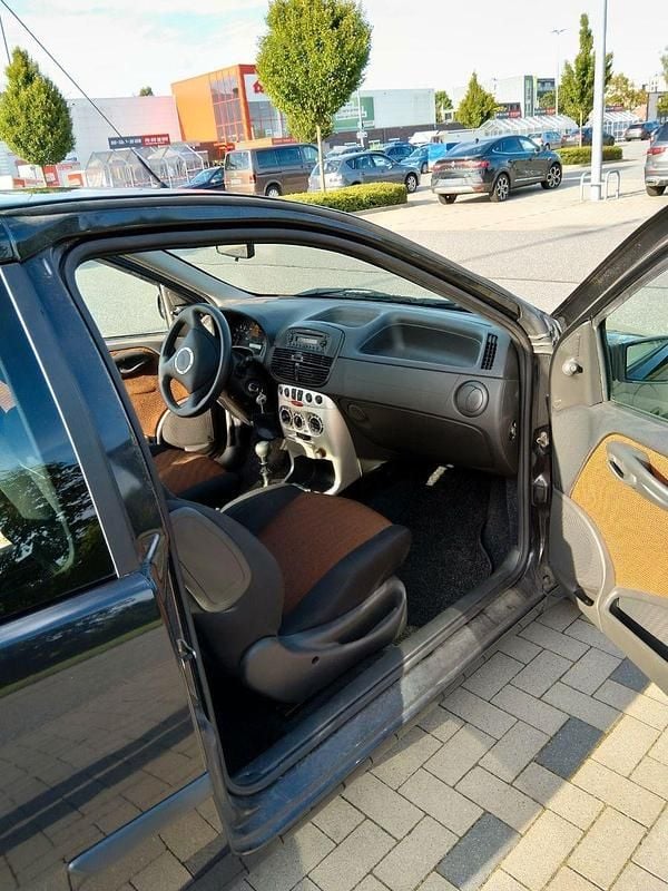 Gebraucht Fiat Punto 60 PS (44 kW) 2003 Schwarz Kleinwagen
