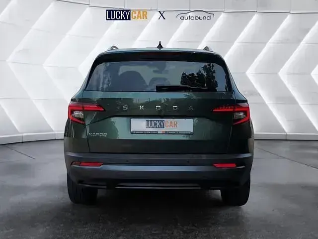 Gebraucht Skoda Karoq 150 PS (110 kW) 2022 Emeraldgrün metallic SUV