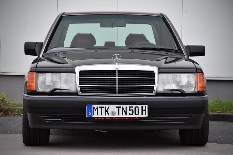 Gebraucht Mercedes 190 AMG 160 PS (117 kW) 1993 Schwarz Limousine