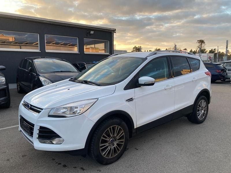 Gebraucht Ford Kuga Trend 150 PS (110 kW) 2013 Weiß SUV