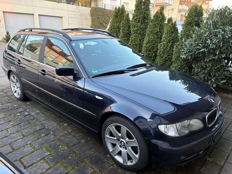 Gebraucht BMW 330 Exclusive 231 PS (169 kW) 2004 Blau Kombi