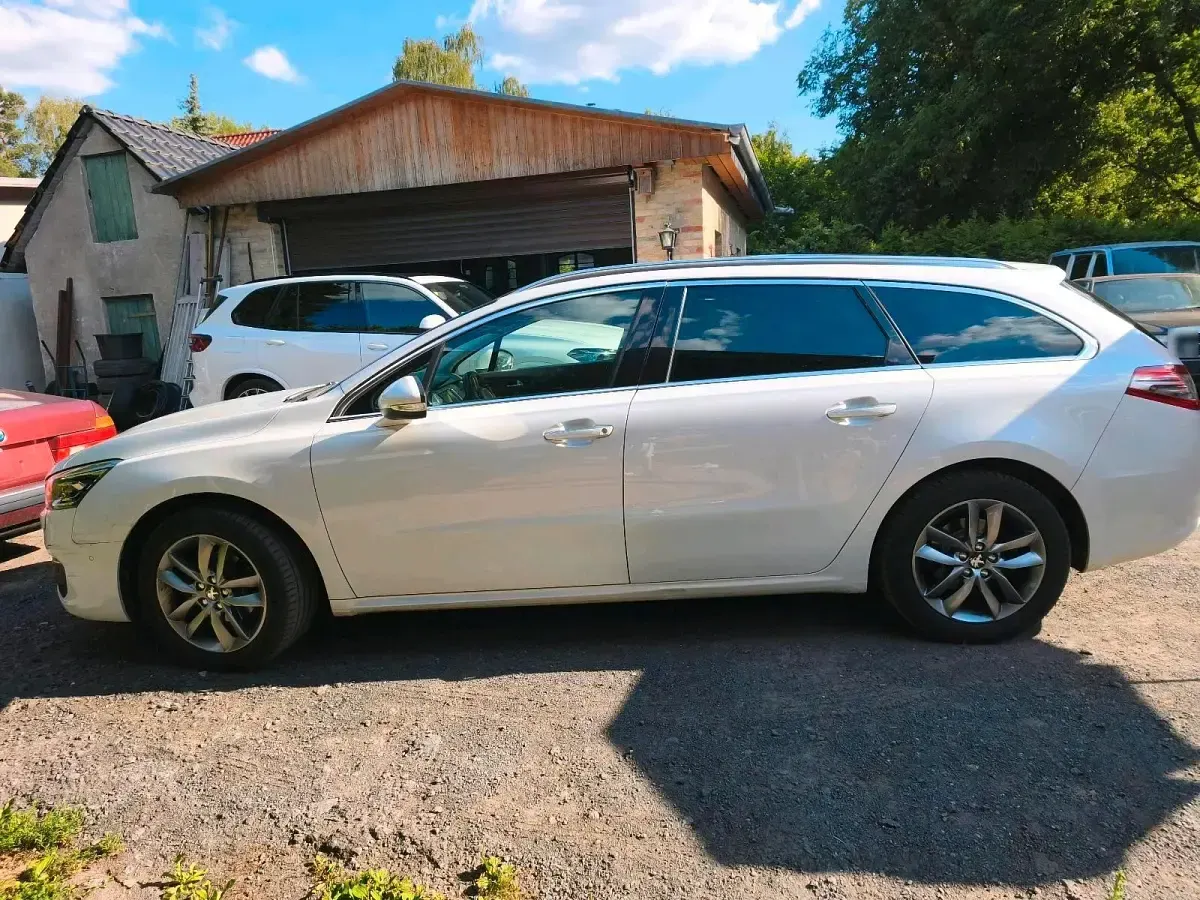 Gebraucht Peugeot 508 150 PS (110 kW) 2017 Weiß Kombi