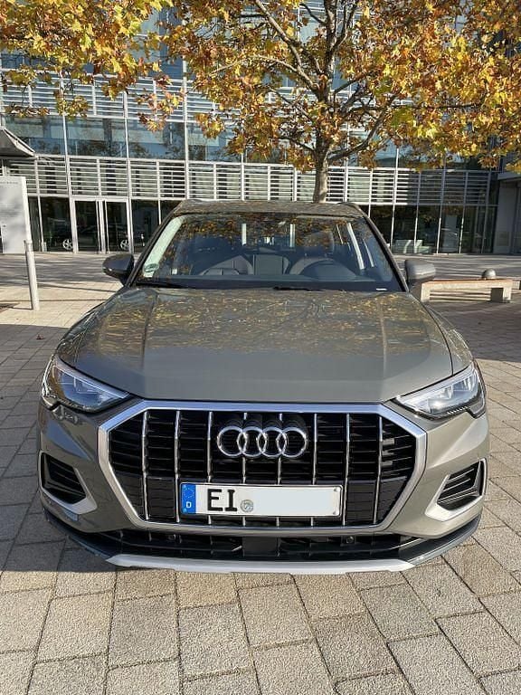 Gebraucht Audi Q3 Advanced 150 PS (110 kW) 2022 Grau SUV