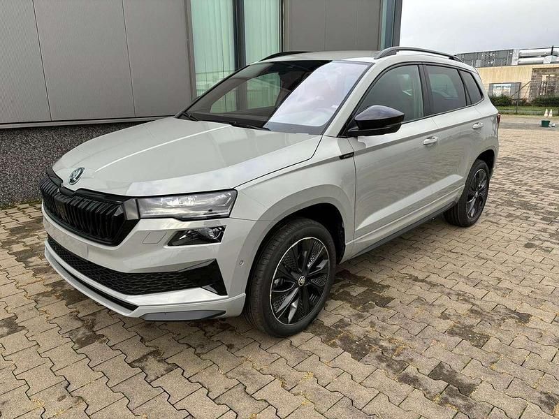 Gebraucht Skoda Karoq Selection 150 PS (110 kW) 2024 Wählbar SUV