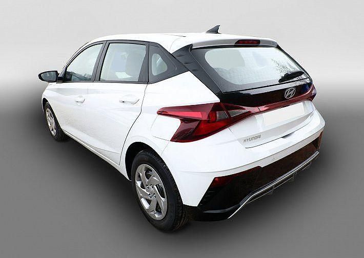 Neu Hyundai i20 Select 90 PS (66 kW) 2025 Schwarz Limousine