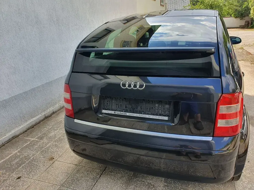 Gebraucht Audi A2 75 PS (55 kW) 2005 Schwarz Kleinwagen