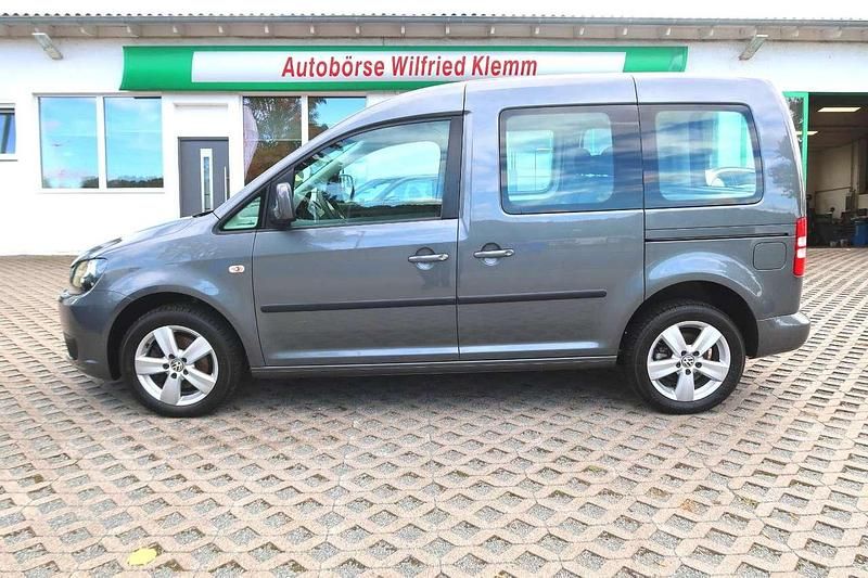 Grau Gebraucht 2011 VW Caddy Van / Kleinbus | 10.400 € (Fairer Preis) - Bild 1/4