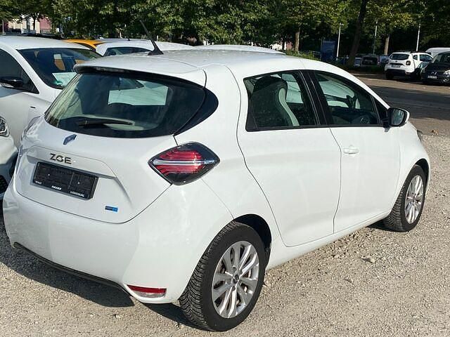 Gebraucht Renault Zoe Techno 100 kW (136 PS) 2022 Gletscherweiss Kleinwagen
