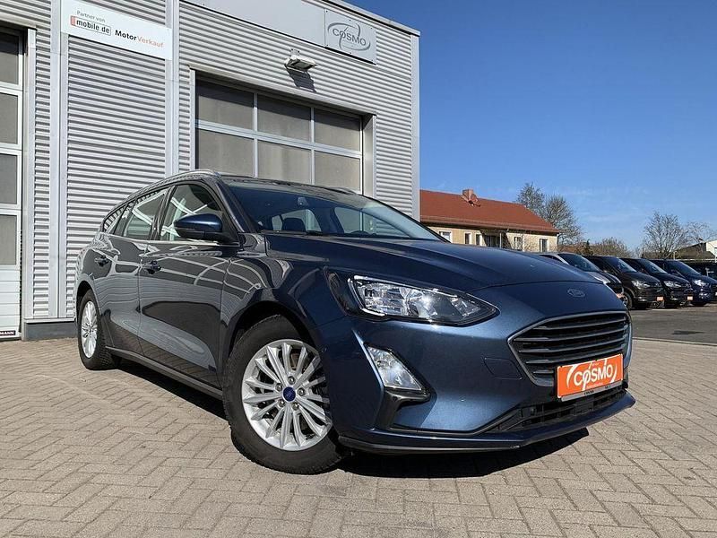 Gebraucht Ford Focus Titanium 125 PS (91 kW) 2021 Blau Limousine