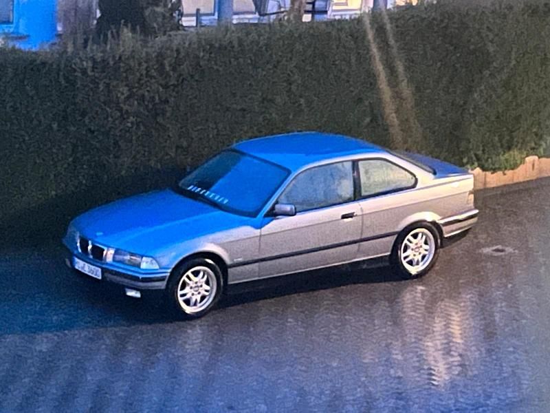 Gebraucht BMW 316 102 PS (75 kW) 1997 Blau Coupé
