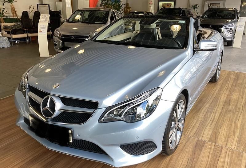 Gebraucht Mercedes E250 211 PS (155 kW) 2014 Andere farben Cabrio