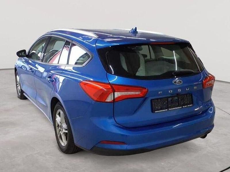 Gebraucht Ford Focus Cool & Connect 120 PS (88 kW) 2022 Dynamicblau metallic Kombi