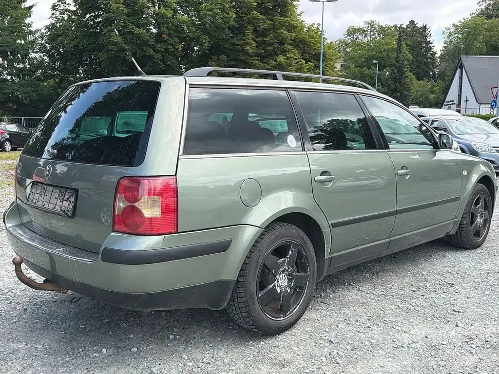 Gebraucht VW Passat Trendline 116 PS (85 kW) 2003 Grün Limousine