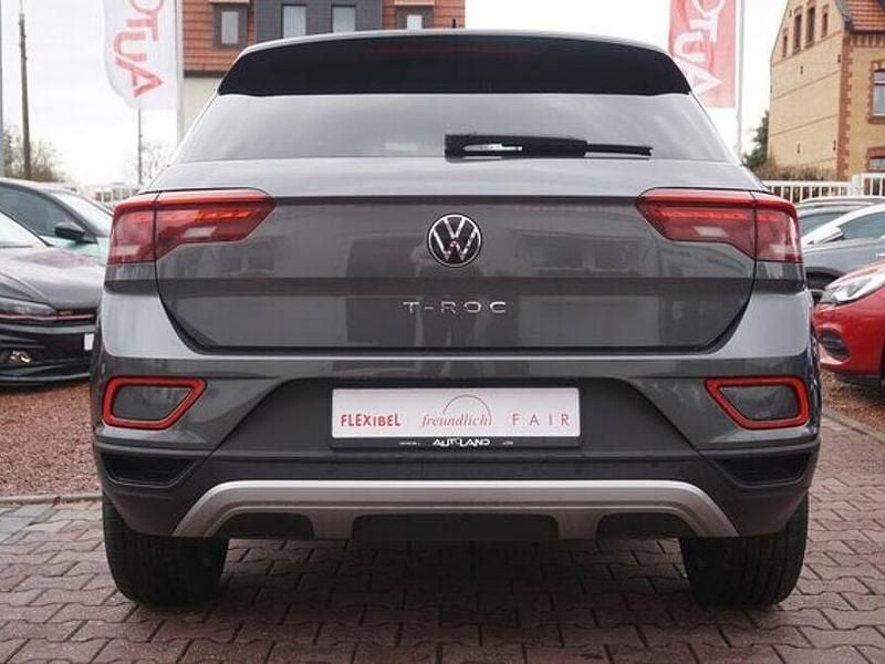 Gebraucht VW T-Roc Move 150 PS (110 kW) 2023 Grau SUV
