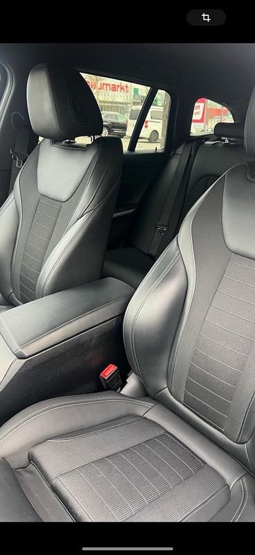 Schwarz Gebraucht 2020 BMW 318 Kombi | 20.800 € (Teuer) - Bild 1/4