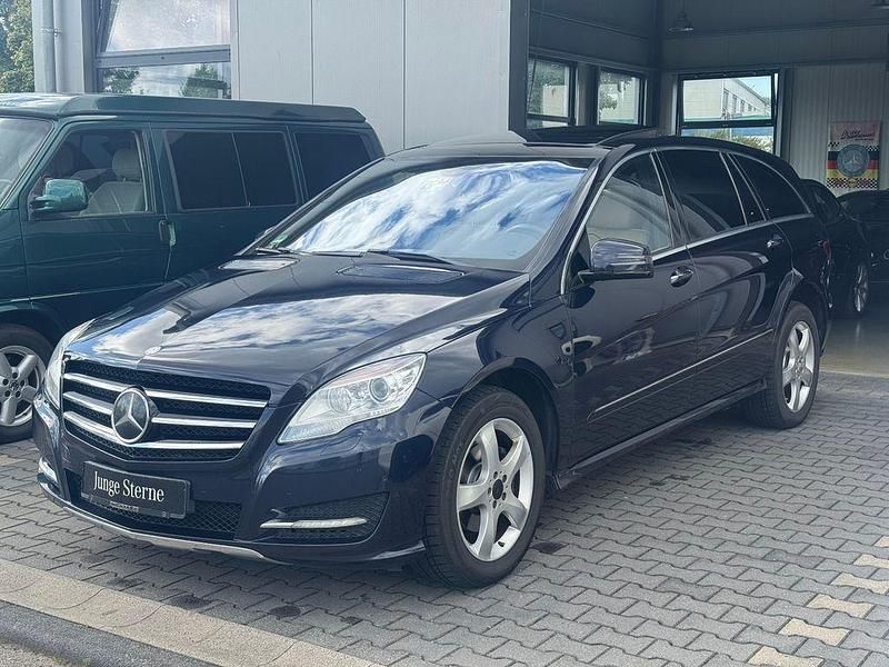 Blau Gebraucht 2011 Mercedes R350 Van / Kleinbus | 10.500 € (Fairer Preis) - Bild 1/4